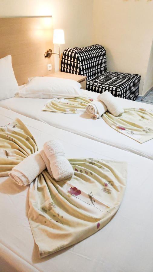 Jimmy'S Rooms Nea Potidea Ngoại thất bức ảnh