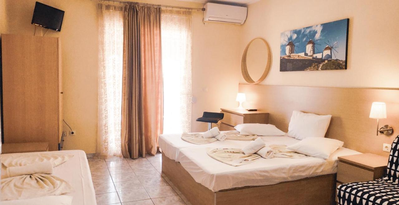 Jimmy'S Rooms Nea Potidea Ngoại thất bức ảnh